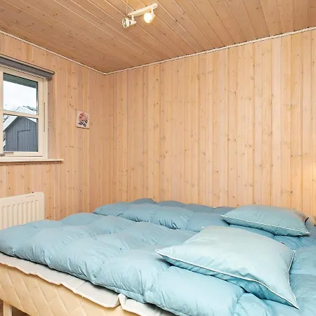 Holiday Vaeggerlose Lix